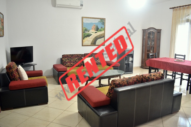 Apartament 3+1 me qira prane rruges Don Bosko ne Tirane